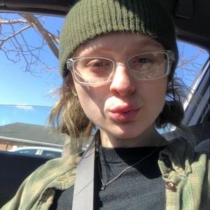 Meet your Posher, Kylee